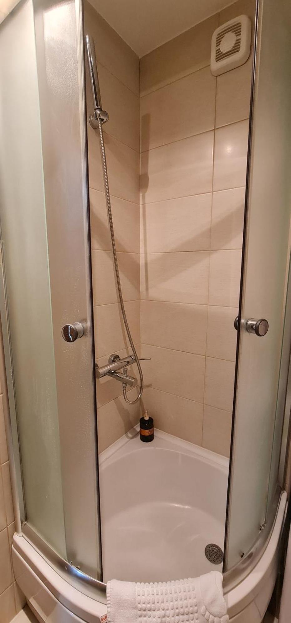 Design Apartment Business Lux 4 Star "Rio" Completely Business Lux Place In The City Center & Free Included Industry Optical Wifi & Netflix & Keyless Code Entry & Full Smart App & Kitchen & Washing Machine & Wide Terrace & Secure 2 Parking Place Ćuprija Kültér fotó