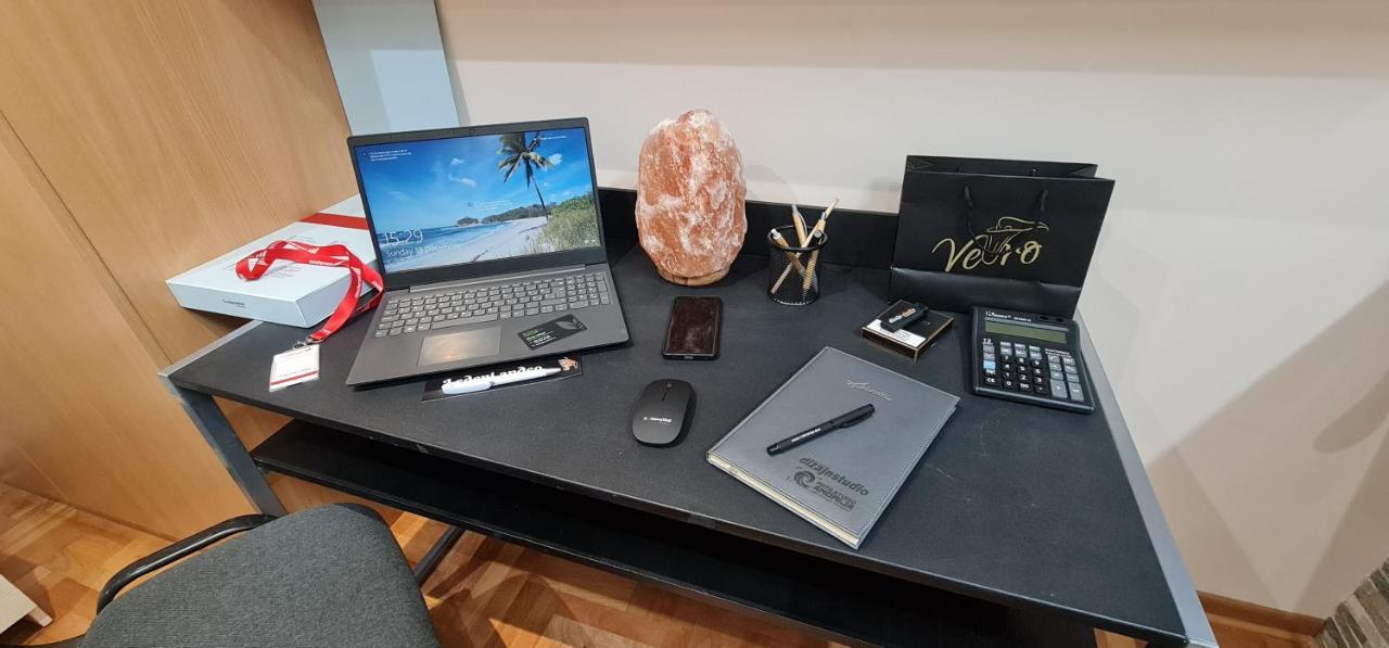 Design Apartment Business Lux 4 Star "Rio" Completely Business Lux Place In The City Center & Free Included Industry Optical Wifi & Netflix & Keyless Code Entry & Full Smart App & Kitchen & Washing Machine & Wide Terrace & Secure 2 Parking Place Ćuprija Kültér fotó