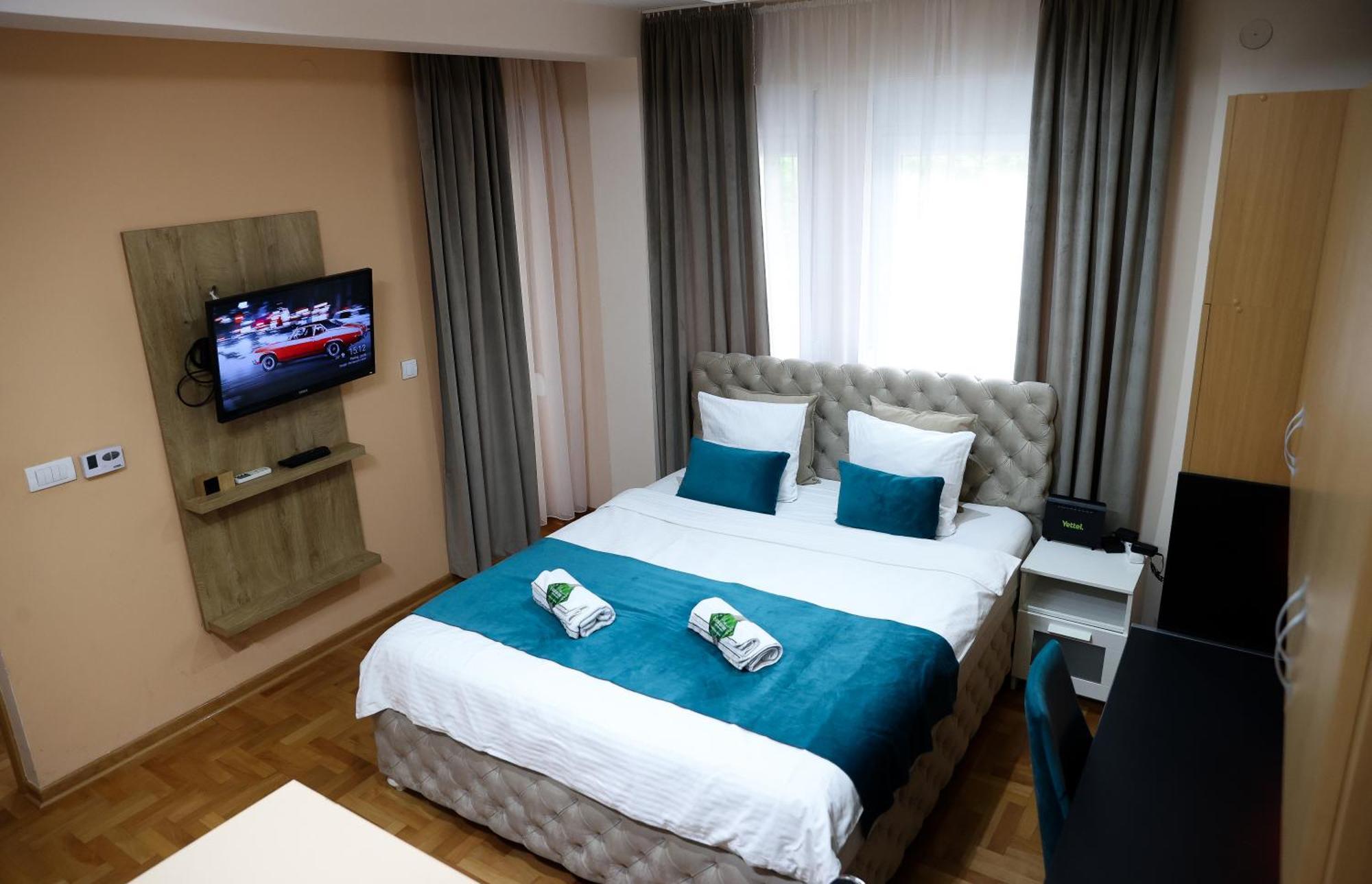 Design Apartment Business Lux 4 Star "Rio" Completely Business Lux Place In The City Center & Free Included Industry Optical Wifi & Netflix & Keyless Code Entry & Full Smart App & Kitchen & Washing Machine & Wide Terrace & Secure 2 Parking Place Ćuprija Kültér fotó